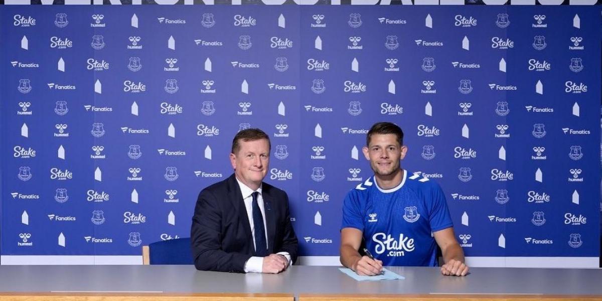 El Everton hace oficial a Tarkowski