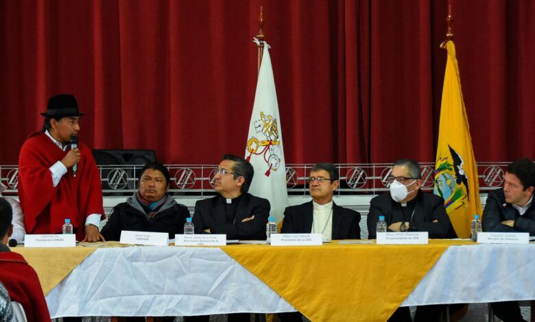 El Gobierno de Ecuador y las organizaciones indígenas firman la paz tras 18 días de caóticas protestas