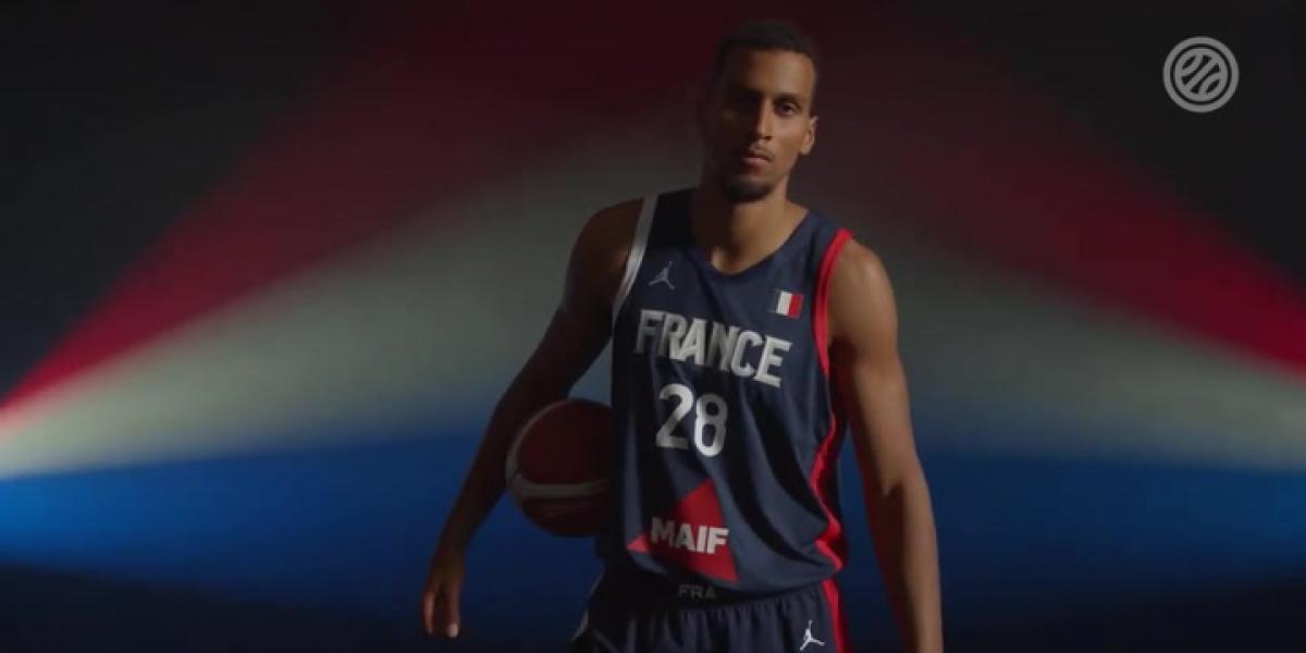 El Madrid hace oficial el fichaje del pívot francés Petr Cornelie