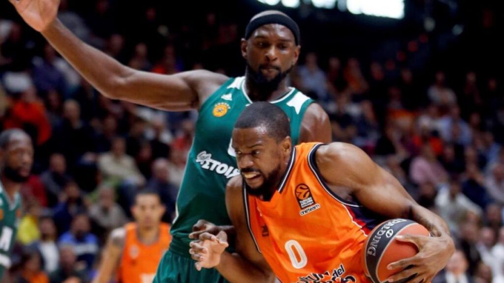 El Valencia tiene pacto con Unicaja por Will Thomas por si cierra su fichaje