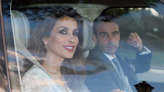 Enrique Ponce y Paloma Cuevas en una imagen de archivo./Gtres