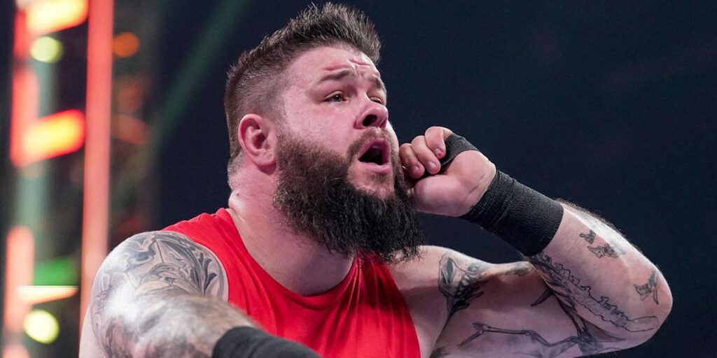 El destacado entusiasta del zoológico Kevin Owens explica por qué una Panada está en su nueva mercancía