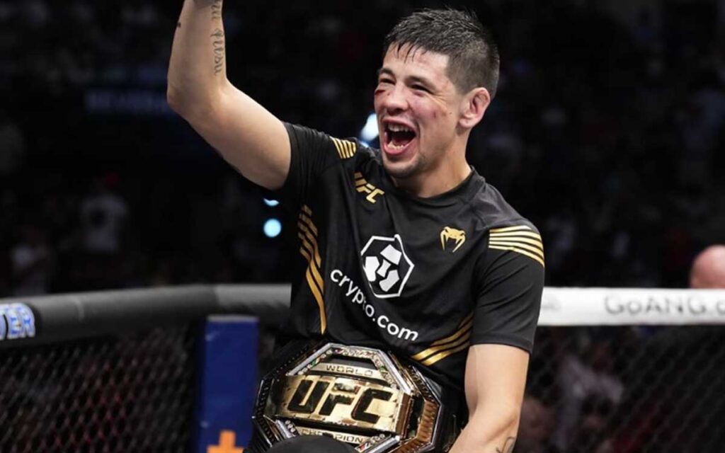 El mexicano Brandon Moreno se corona como campeón interino peso mosca de UFC | Videos