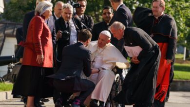 El papa a la Iglesia en la misa de reconciliación en Quebec: "No hay nada peor que huir"