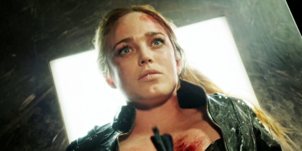 El showrunner de Legends of Tomorrow se opuso a la muerte de Arrow de Sara Lance