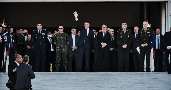Elecciones en Brasil: Bolsonaro azuza a las Fuerzas Armadas en plena campaña y Washington emite señales de preocupación