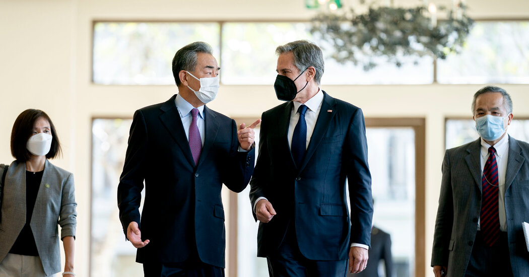 En división por Ucrania, China toma una posición más alejada de EE. UU.