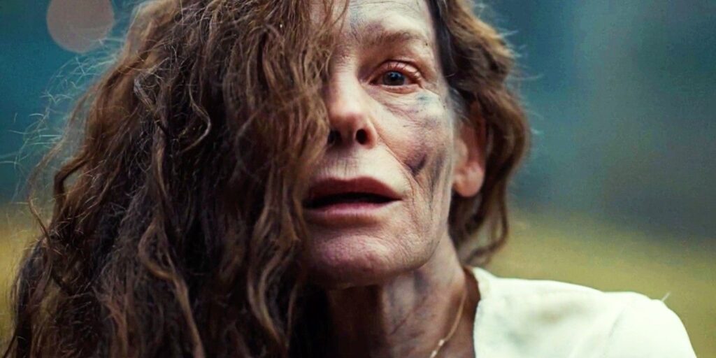 Entrevista a Alice Krige y Charlotte Colbert: Ella lo hará