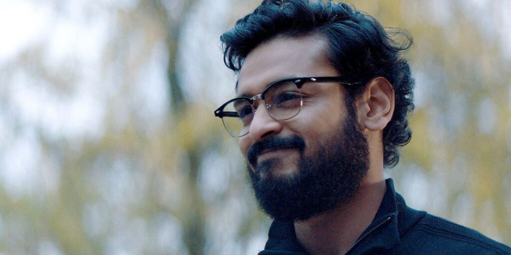 Entrevista a Dana Abraham: Luces de neón