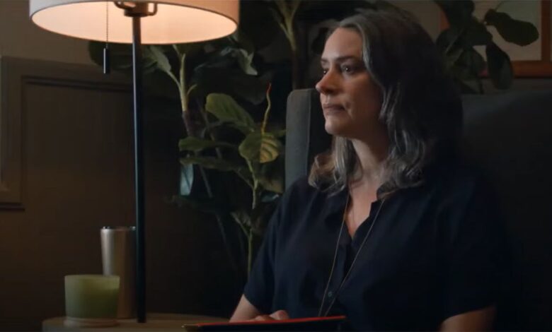 Entrevista a Paget Brewster: Hipocondríaca