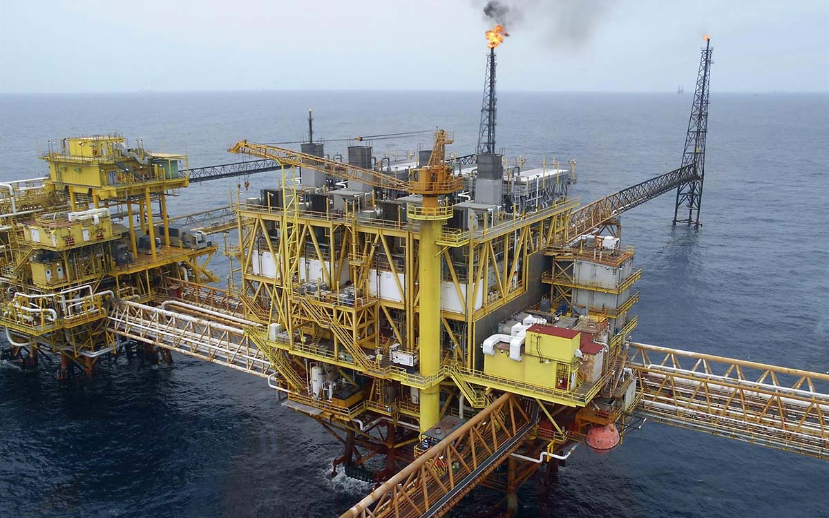 Equipo de AMLO incorporó a T-MEC dominio de México sobre hidrocarburos, pero no modificó compromisos: Guajardo