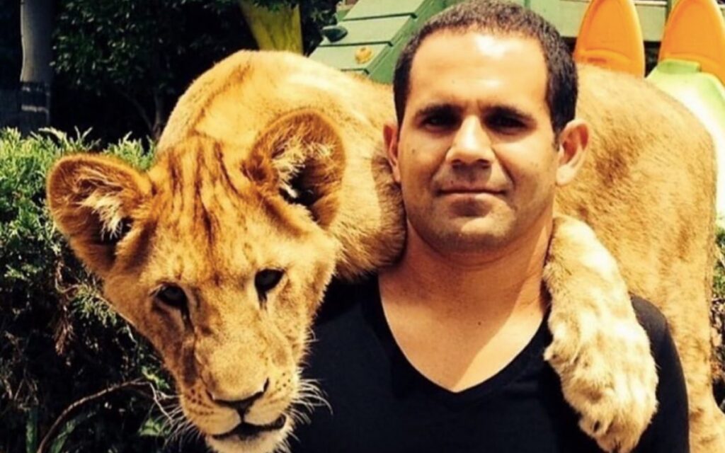 "Estoy en paz", asegura fundador de Black Jaguar-White Tiger tras denuncia por maltrato animal | Video