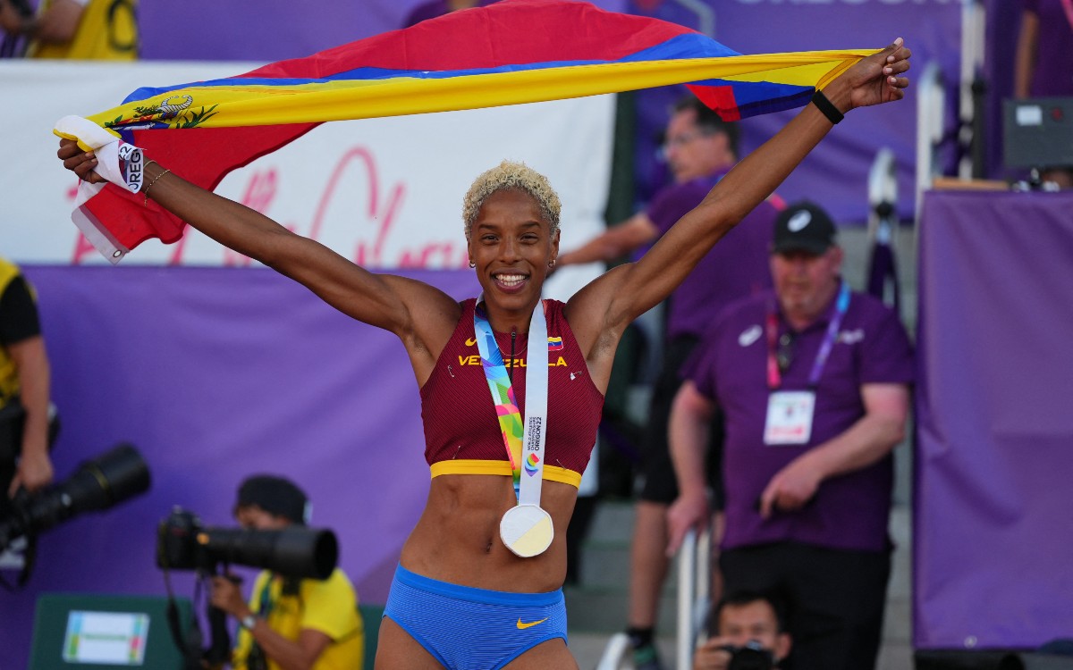 Eugene 2022: Yulimar Rojas se consagra tricampeona mundial | Video