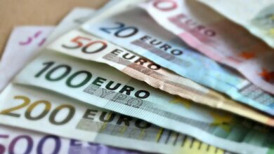 Euro se asoma a la paridad con el dólar por el riesgo de recesión en Europa