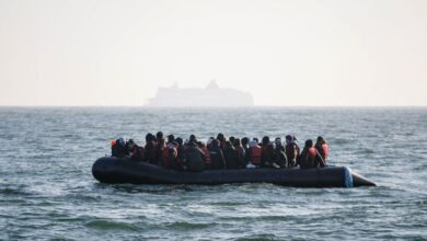 Europol desmantela una gran red de tráfico de migrantes llevados en botes hinchables a Reino Unido