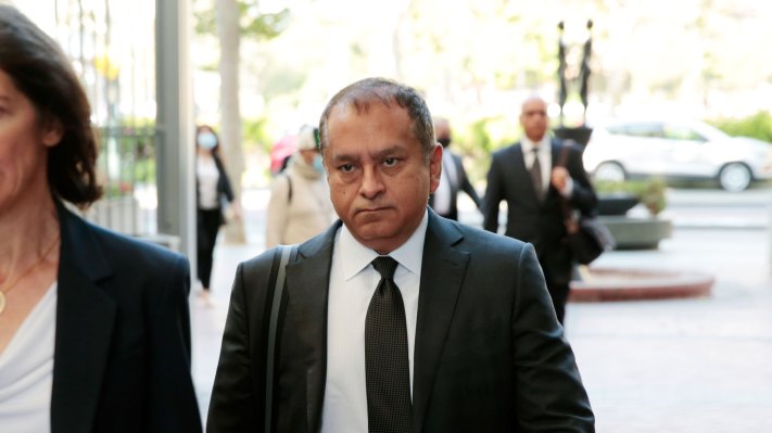 Exejecutivo de Theranos, Sunny Balwani, declarado culpable