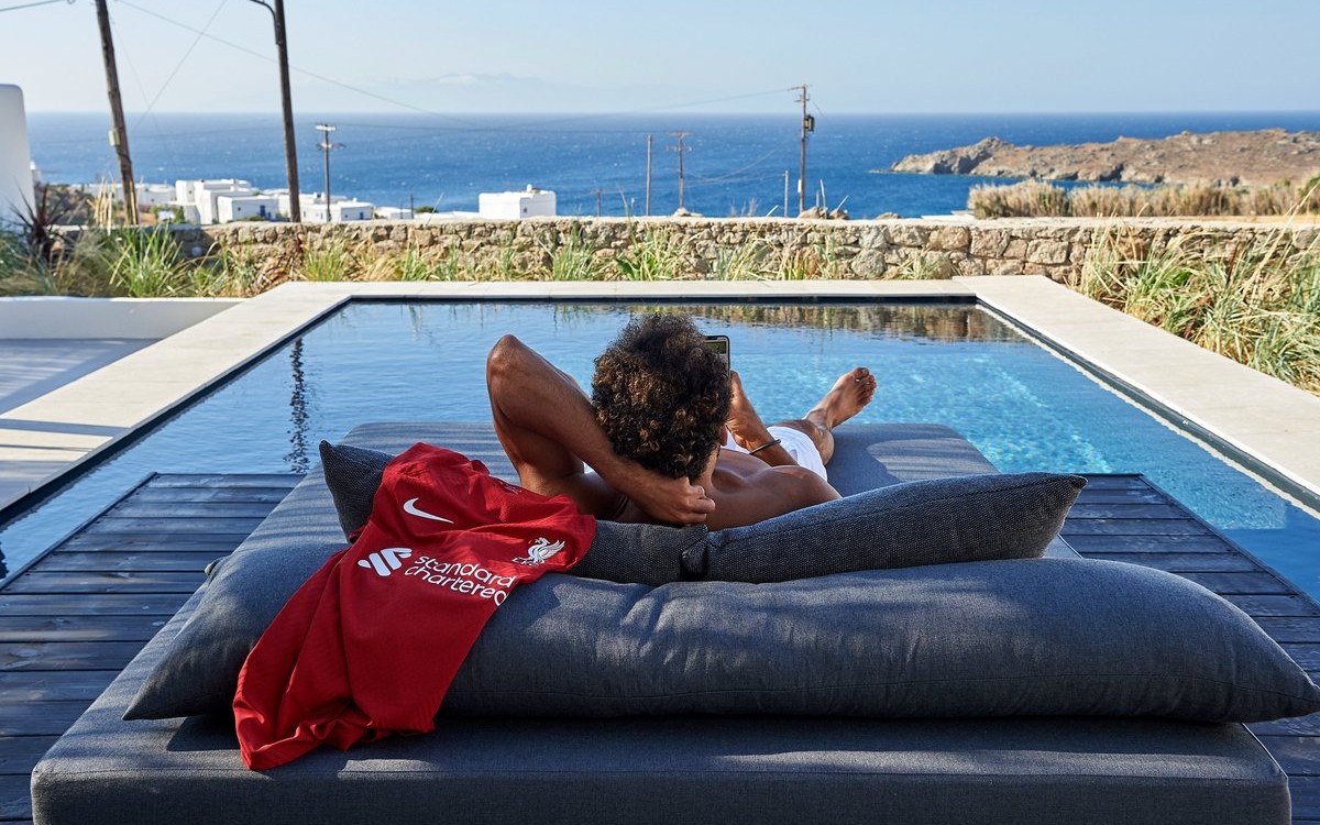 Firma Mohamed Salah con Liverpool hasta el 2025 | Video