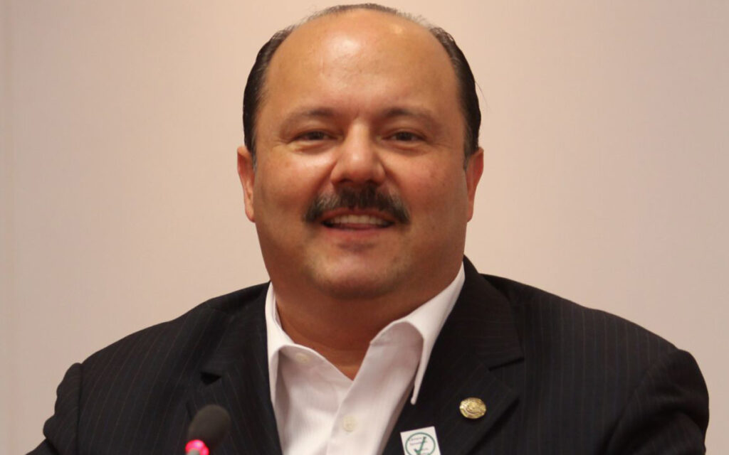 Fiscalía de Chihuahua niega usar recursos públicos para atención médica de César Duarte