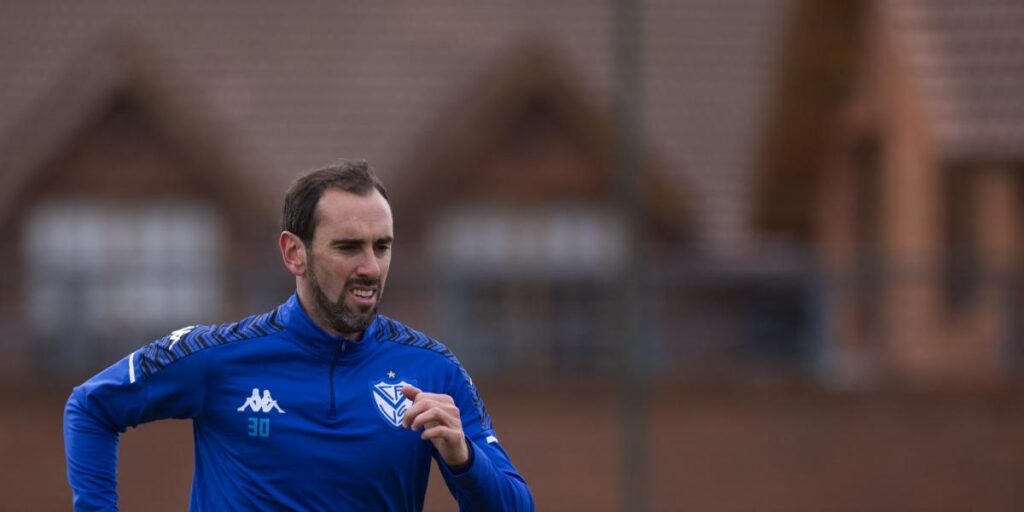 Godín trabaja para tener un debut de lujo