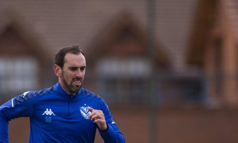Godín trabaja para tener un debut de lujo