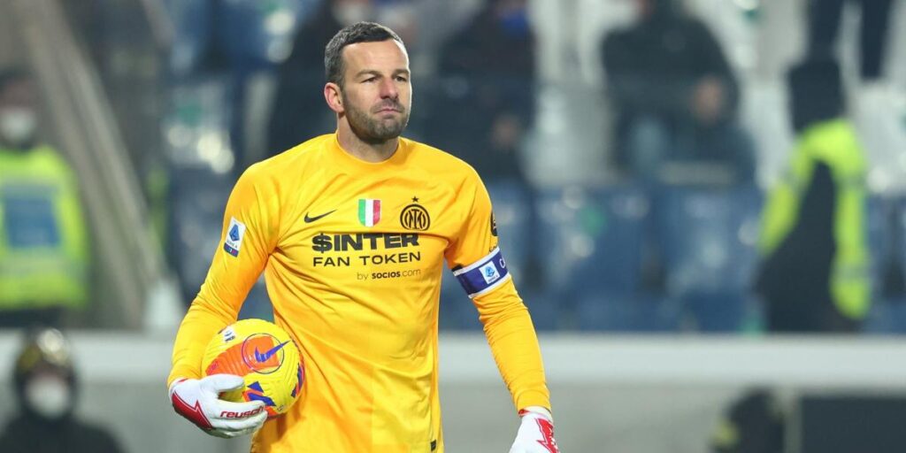 Handanovic renueva con el Inter a sus 37 años