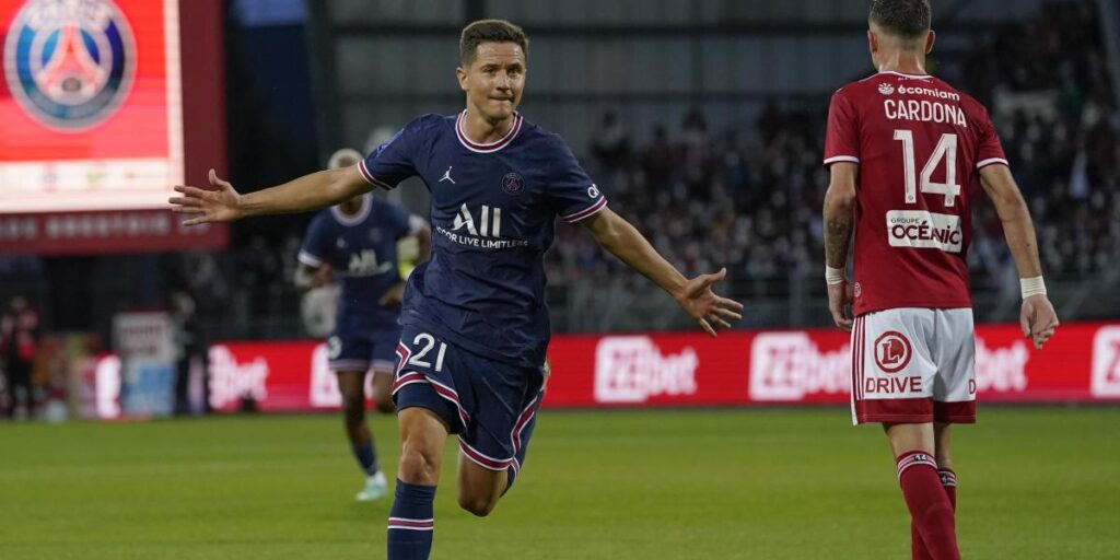 Herrera: "Soy muy feliz en París y la idea es continuar"