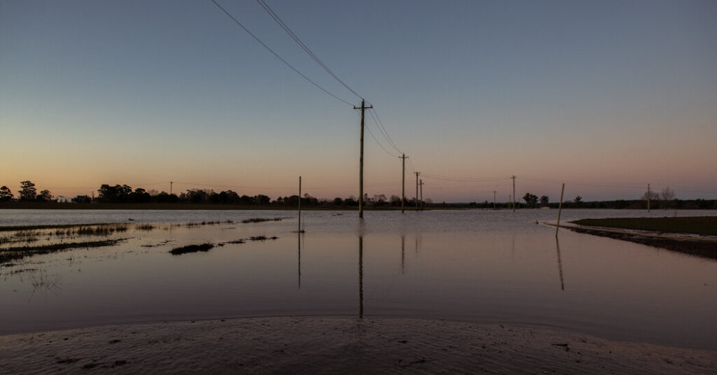 Inundar, evacuar, enjuagar, repetir: un patrón implacable golpea a Australia