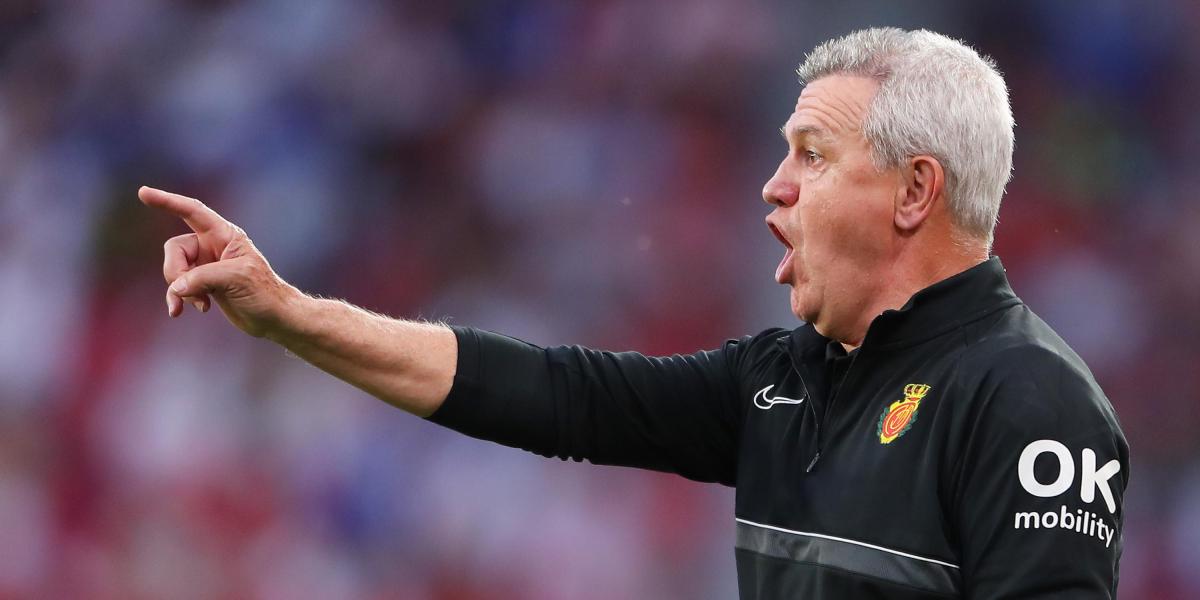 Javier Aguirre cita a 23 jugadores para el amistoso Nápoles-Mallorca