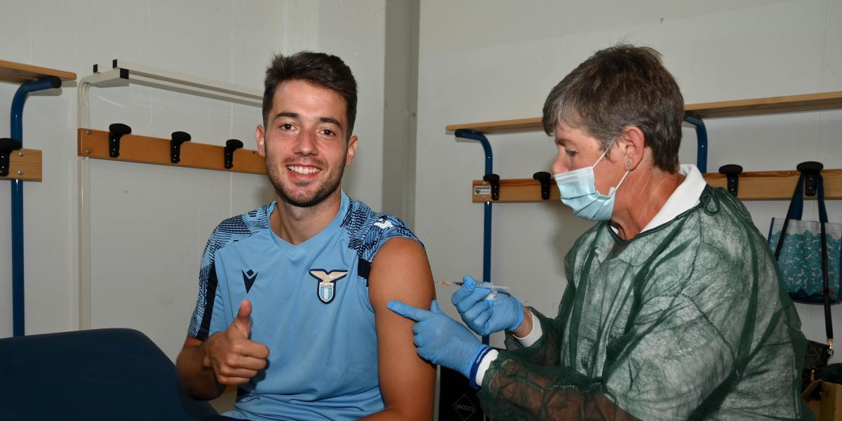 Jony y Cali Izquierdoz, los siguientes en llegar