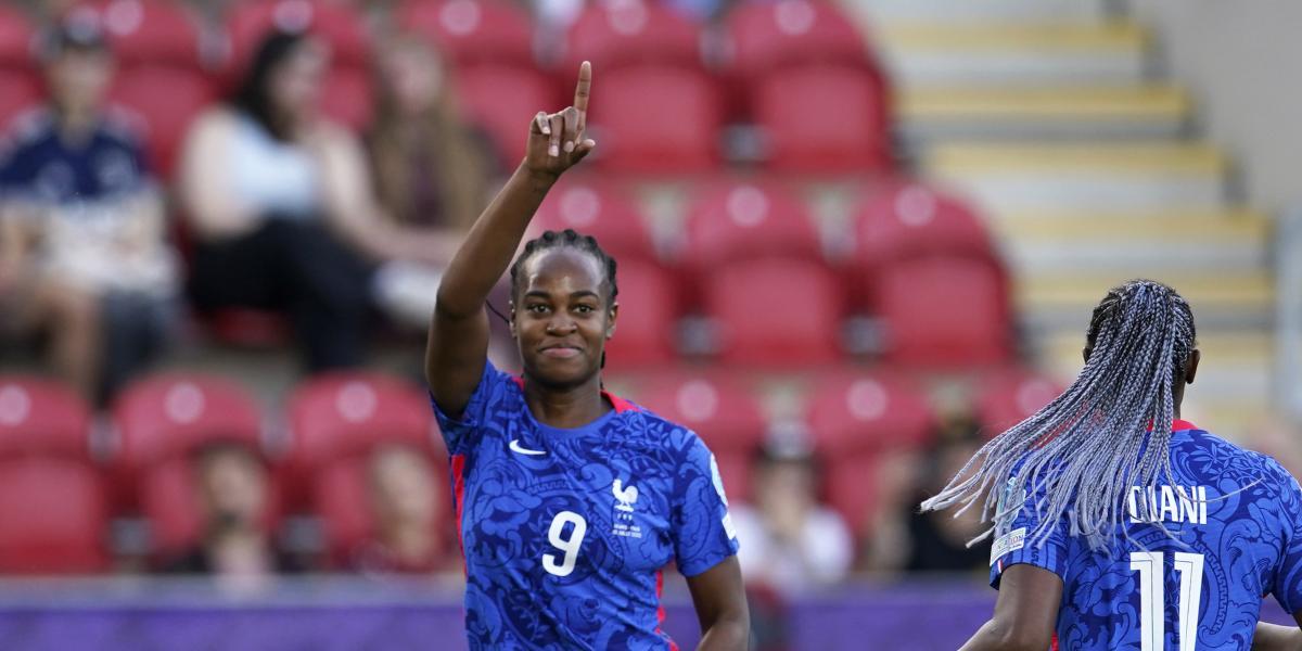 Katoto, atacante estrella de Francia, lesionada de gravedad