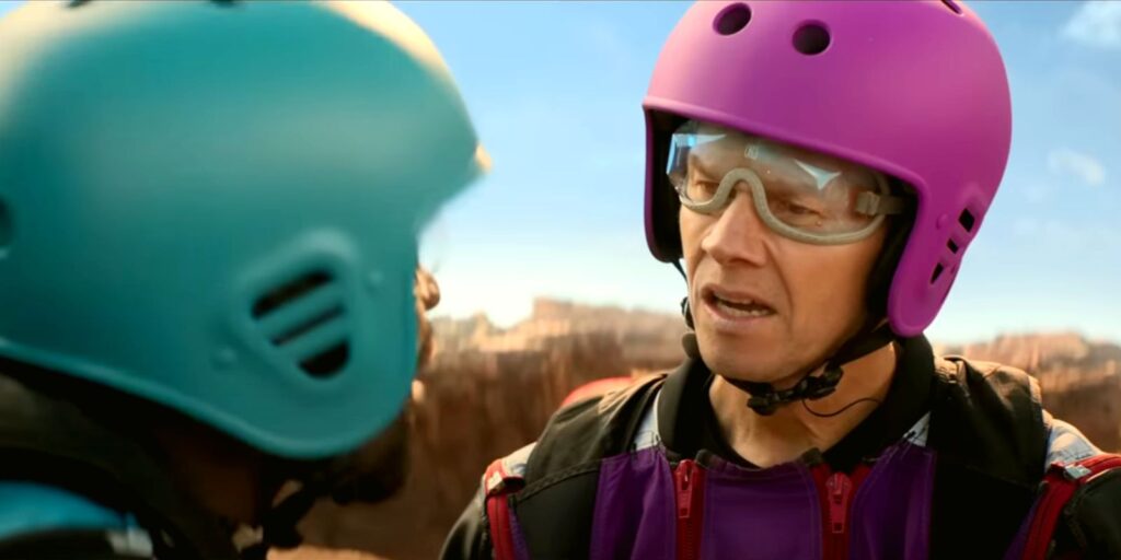 Kevin Hart y Mark Wahlberg visten trajes aéreos en el tráiler de Hilarious Me Time