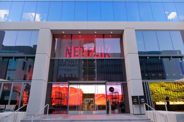 La aplicación iOS de Netflix ahora tiene un botón de registro que lo lleva a su sitio web