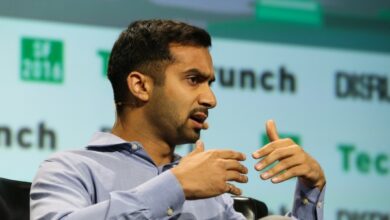 La cofundadora de Instacart, Apoorva Mehta, echa un vistazo