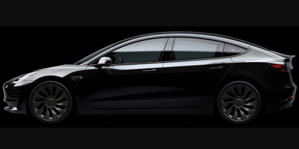 La gigafábrica de Tesla en Shanghái se está preparando para las exportaciones del tercer trimestre