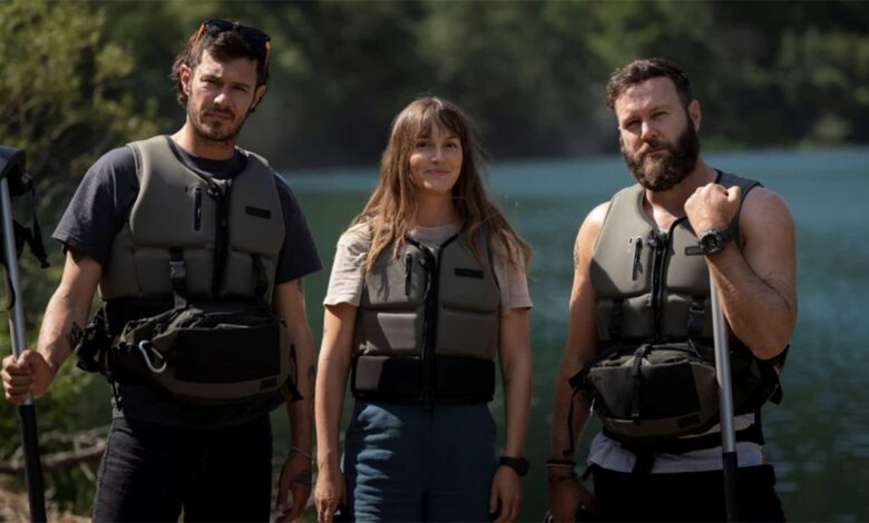 La imagen de River Wild revela a Leighton Meester y Adam Brody en el remake de Streep