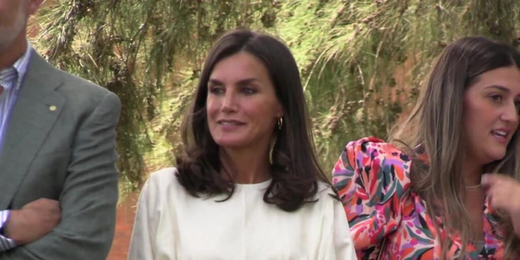 La reina Letizia, positivo en Covid-19 con síntomas leves