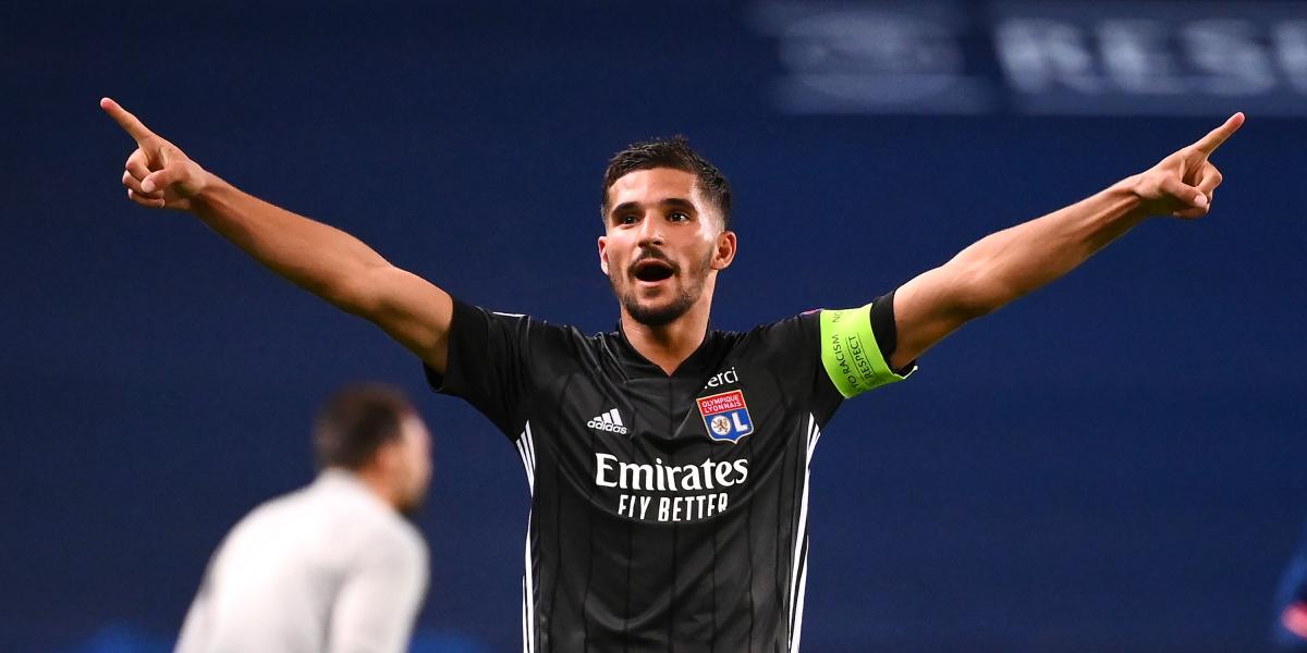 La salida de Aouar al Betis "no ha progresado mucho"