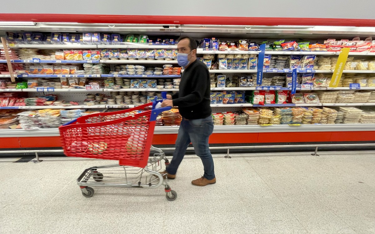 La tasa de inflación anual en Argentina alcanza 64%