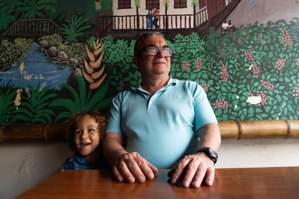 La vida de Rodrigo Londoño tras el final de Timochenko