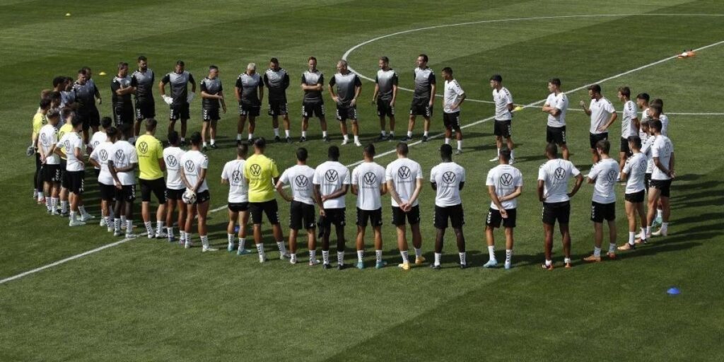 Las Palmas arranca la pretemporada con aroma a cantera