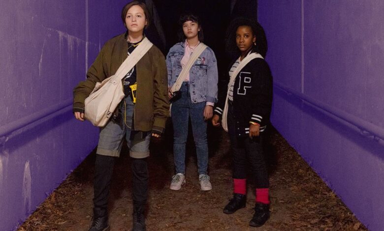 Las estrellas de Paper Girls comparten sus esperanzas para la temporada 2 después de Big Cliffhanger
