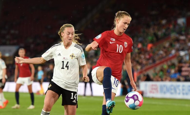 Las imágenes del Noruega - Irlanda del Norte de la Eurocopa femenina