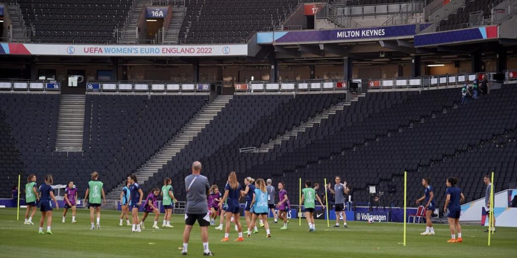Las imágenes del entrenamiento de la selección femenina