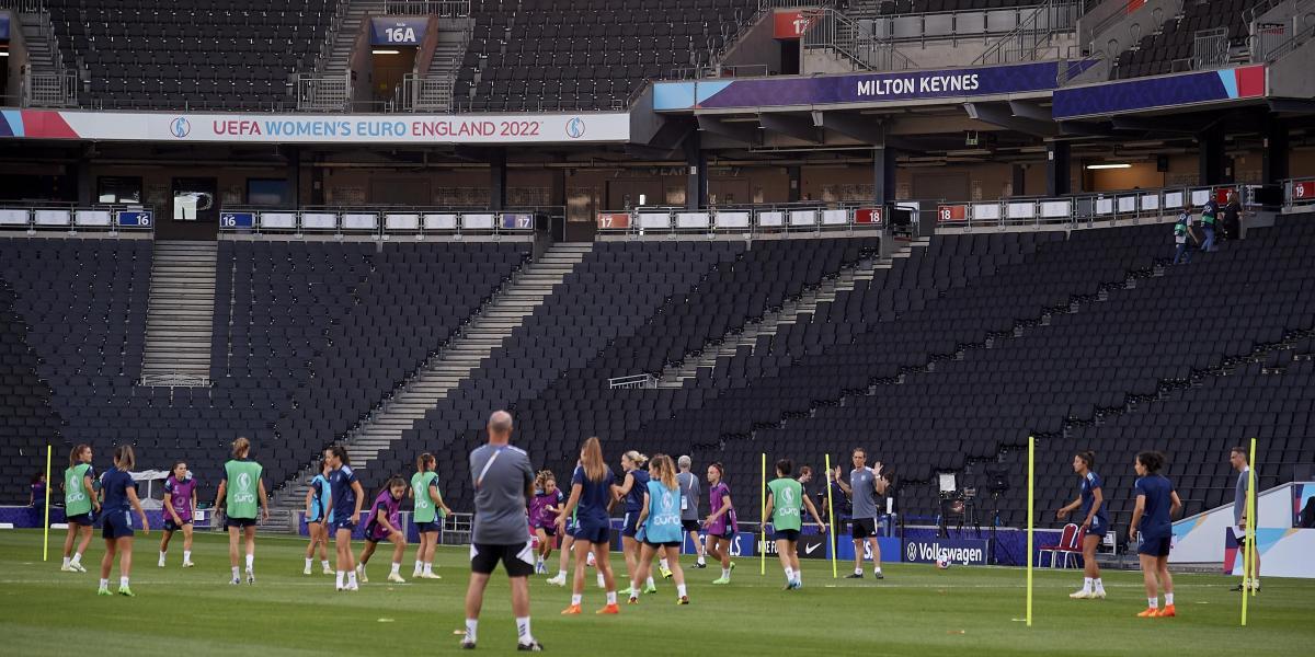 Las imágenes del entrenamiento de la selección femenina