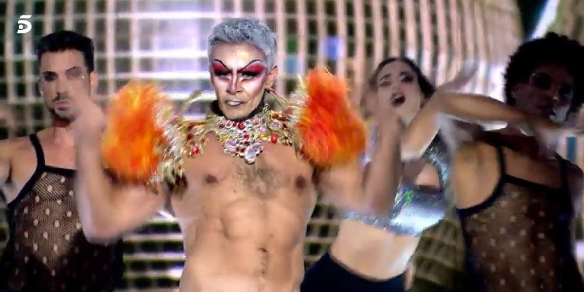 Las redes dictan sentencia sobre la noche drag del 'Sálvame Mediafest' con alusiones a Antena 3