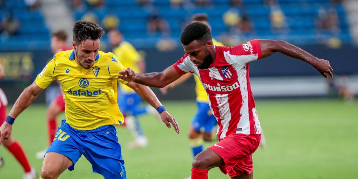 Locura por el Cádiz-Atlético del Carranza