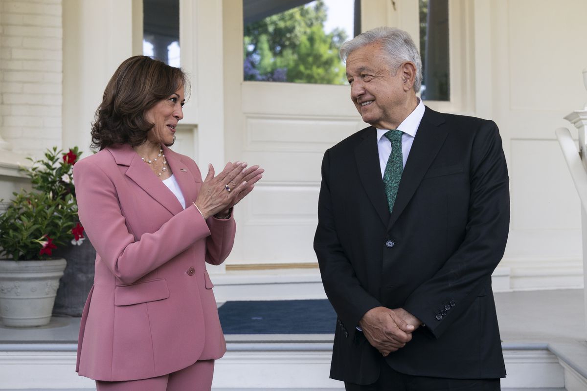 López Obrador se reúne con Kamala Harris para tratar la migración en Centroamérica