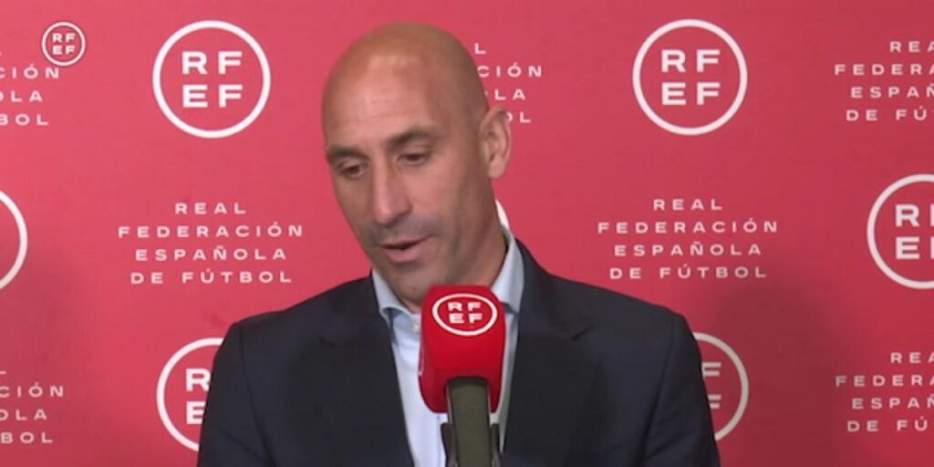 Luis Rubiales exige a la Liga "que ponga cordura y cumpla con la legalidad"