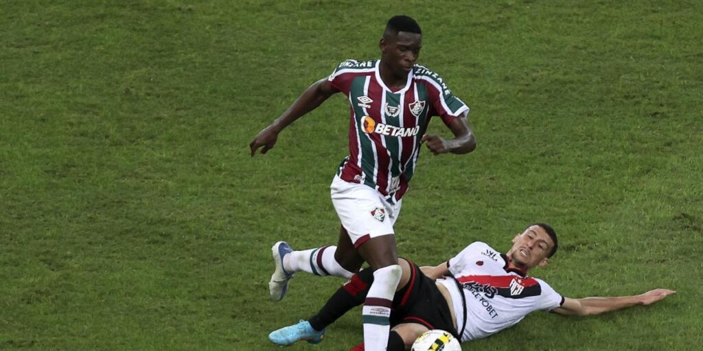 Luiz Henrique, tras los pasos de Denilson, Edu, Oliveira y Assunçao