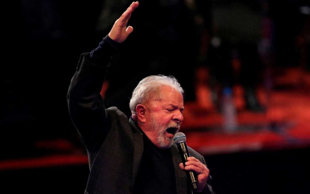 Lula dice que los militares son 'más responsables que Bolsonaro' y no permitirán un golpe de Estado